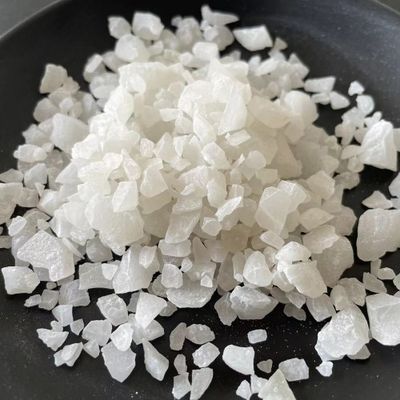 16,5% Al2 (SO4) 3 Aluminium-Sulfat-Salz-weiße Flocken für Wasserbehandlung